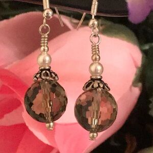 🔥ON SALE🔥3/$30🔥 💖 LA Design💖Handmade Earrings